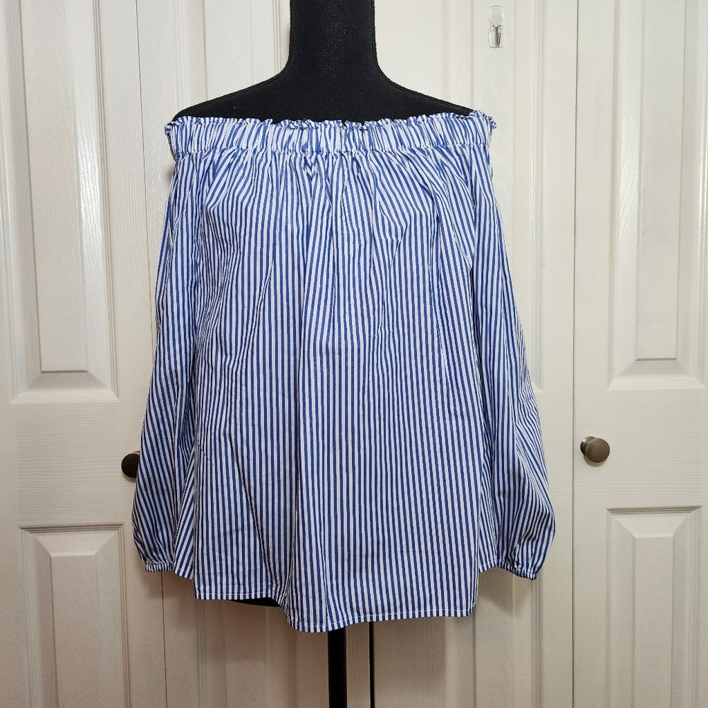Gap Off the shoulder top